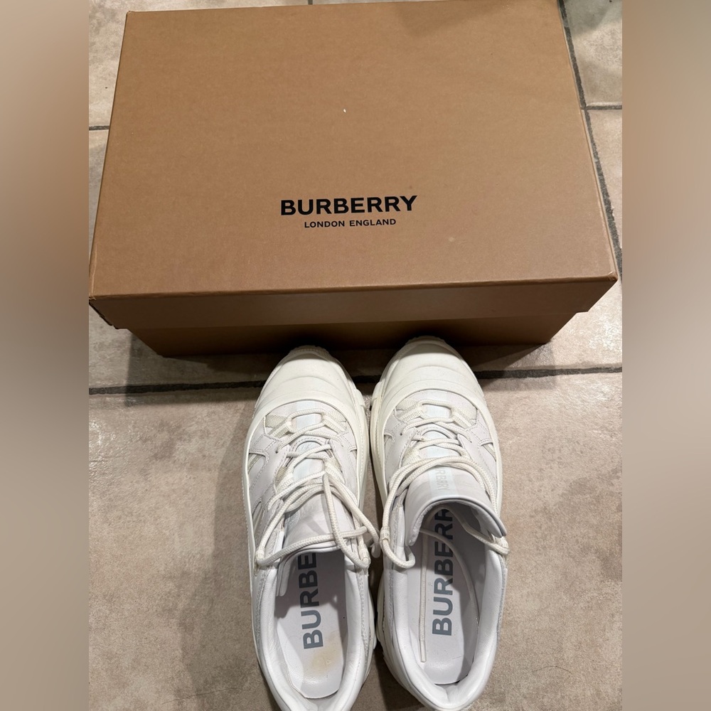 Burberry Off-White Leather Sneakers